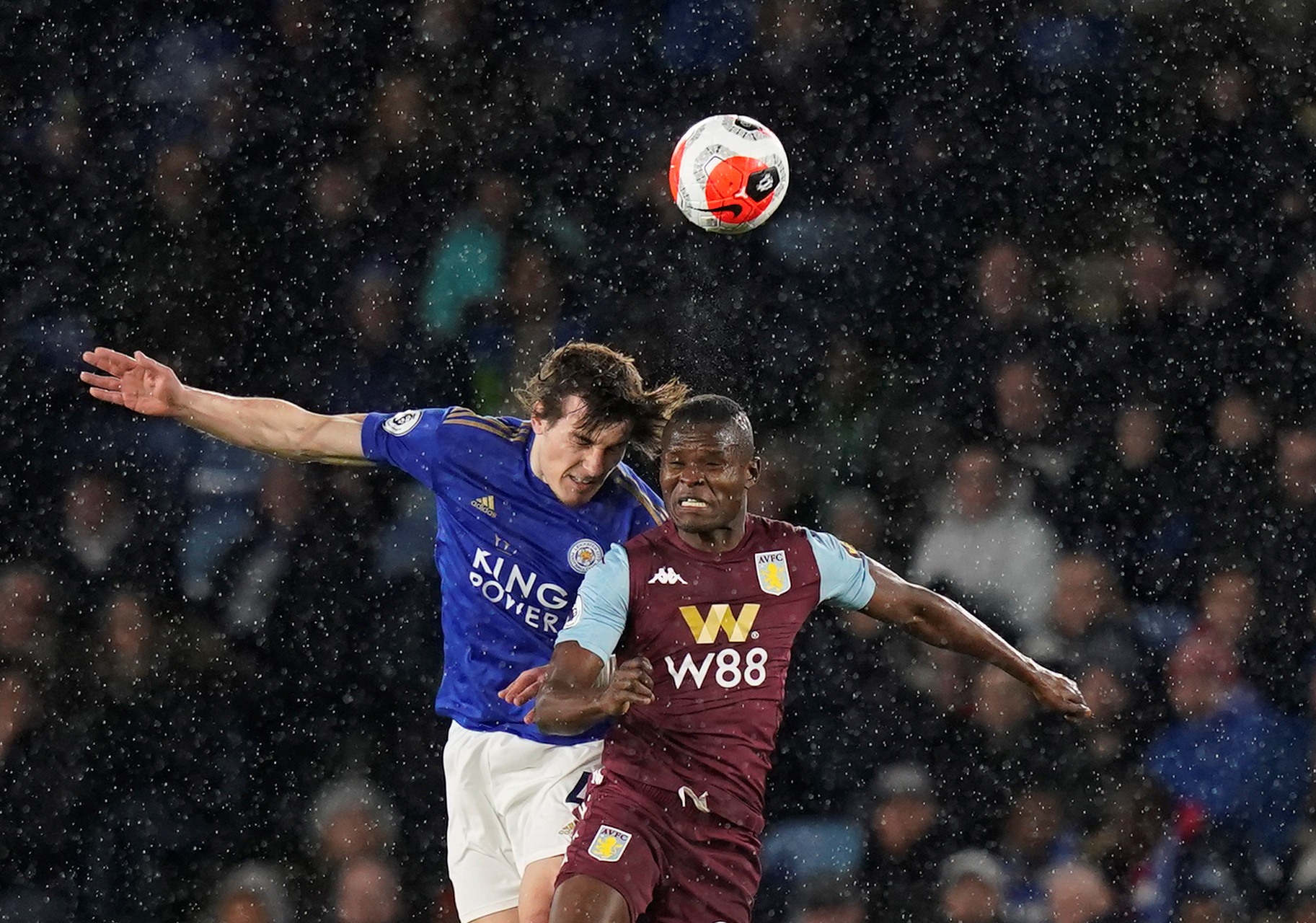 张气氛中 张气氛中